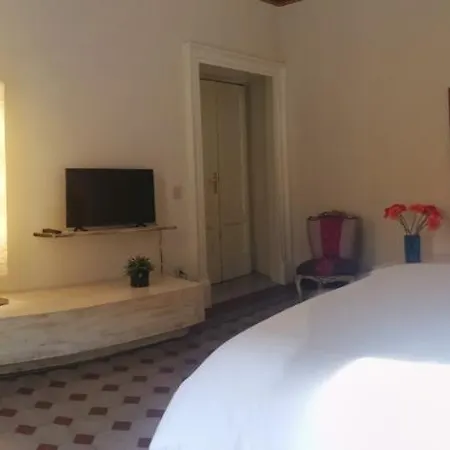 Apartment Palazzo De Logu *